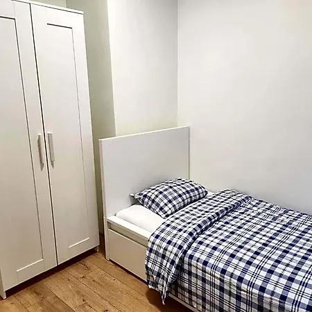Peaceful In Shared Flat Close To Old Town Pensjonat Tallin