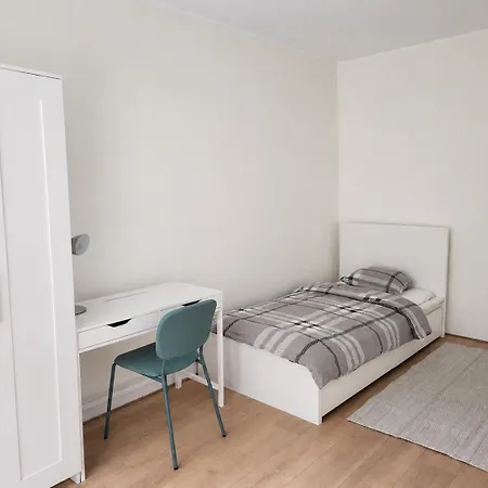 Affittacamere Peaceful In Shared Flat Close To Old Town *