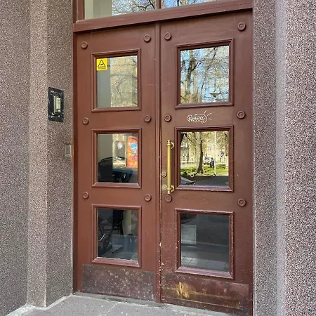 Peaceful In Shared Flat Close To Old Town Penzion *