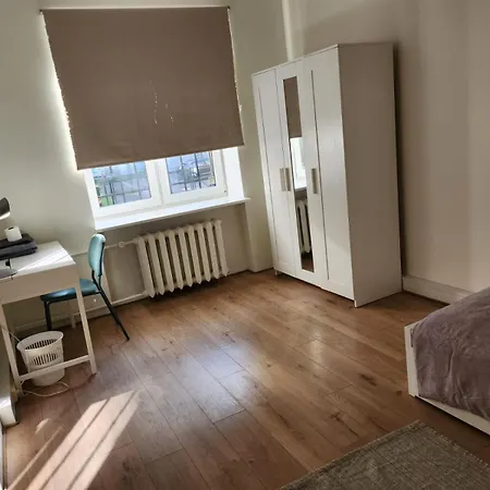 Peaceful In Shared Flat Close To Old Town Tallinn
